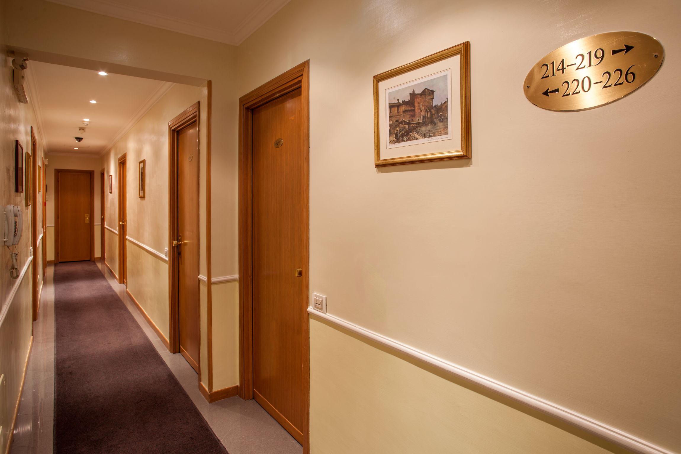 Hotel Piemonte Рим Екстериор снимка
