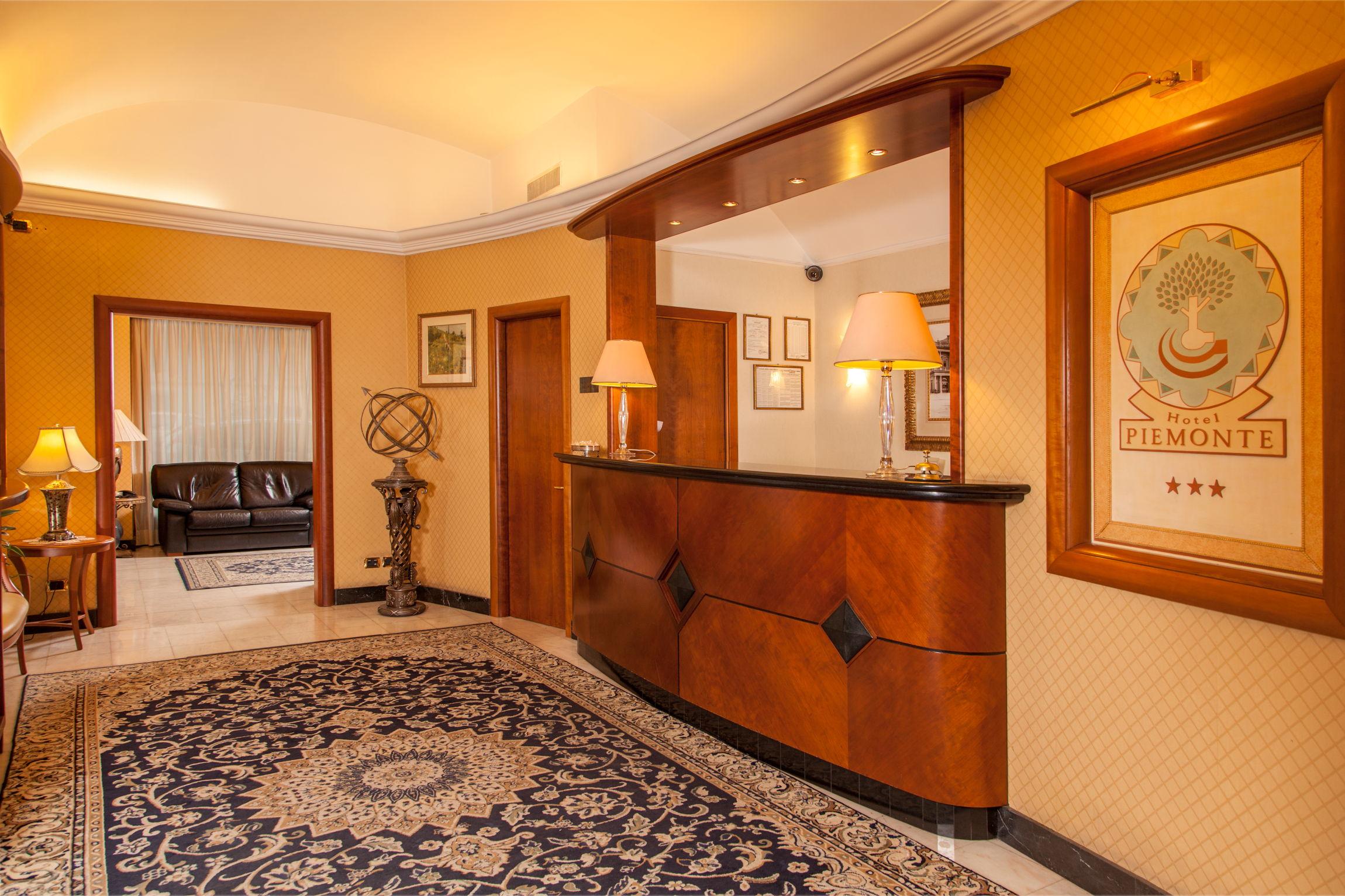 Hotel Piemonte Рим Екстериор снимка