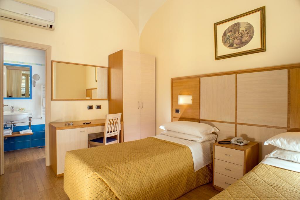 Hotel Piemonte Рим Екстериор снимка