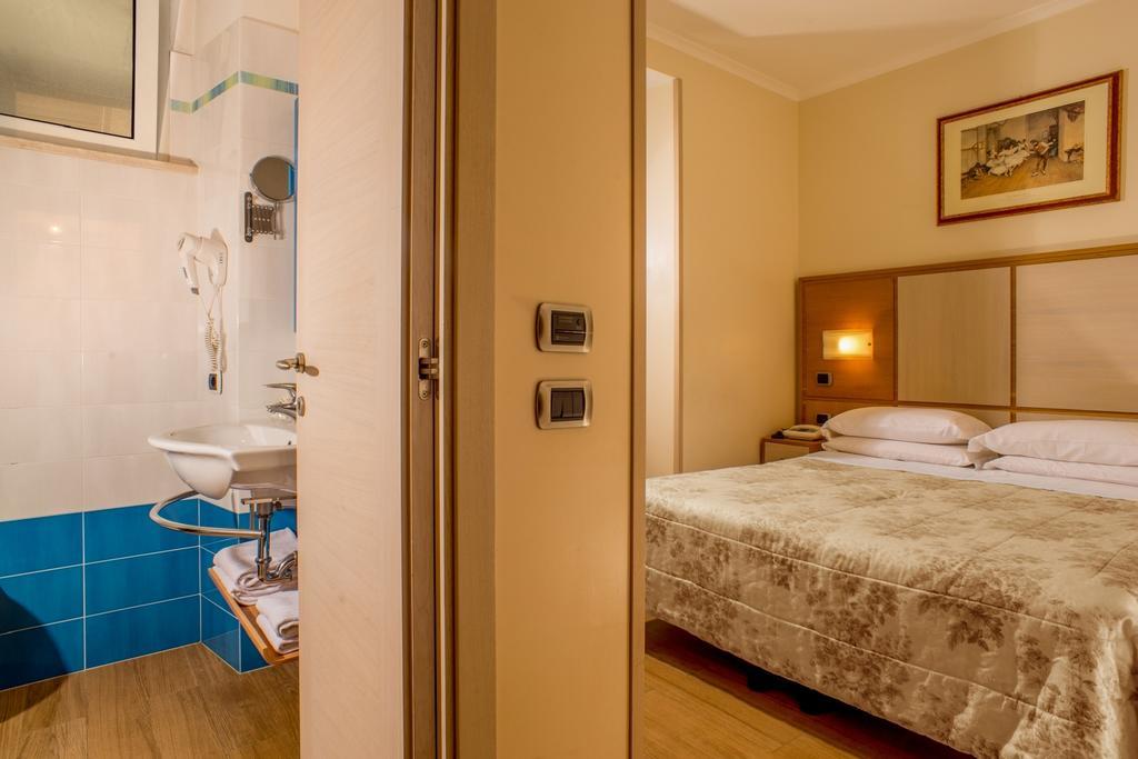 Hotel Piemonte Рим Екстериор снимка